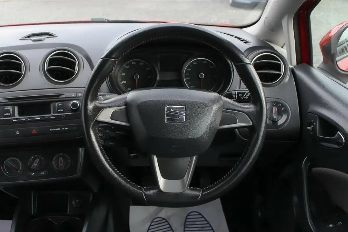 2015-seat-ibiza-14-toca-sportcoupe-3d-big-20