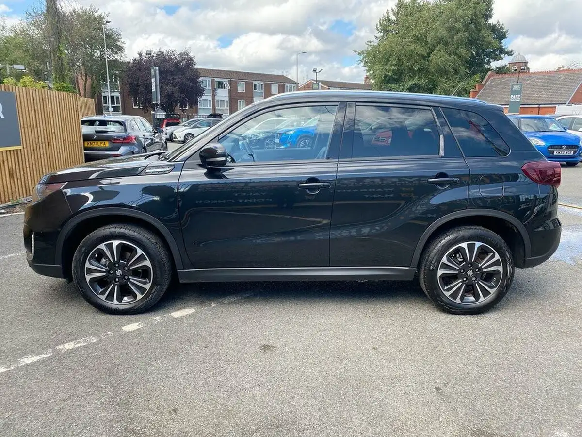 2023-suzuki-vitara-14-boosterjet-sz5-big-4