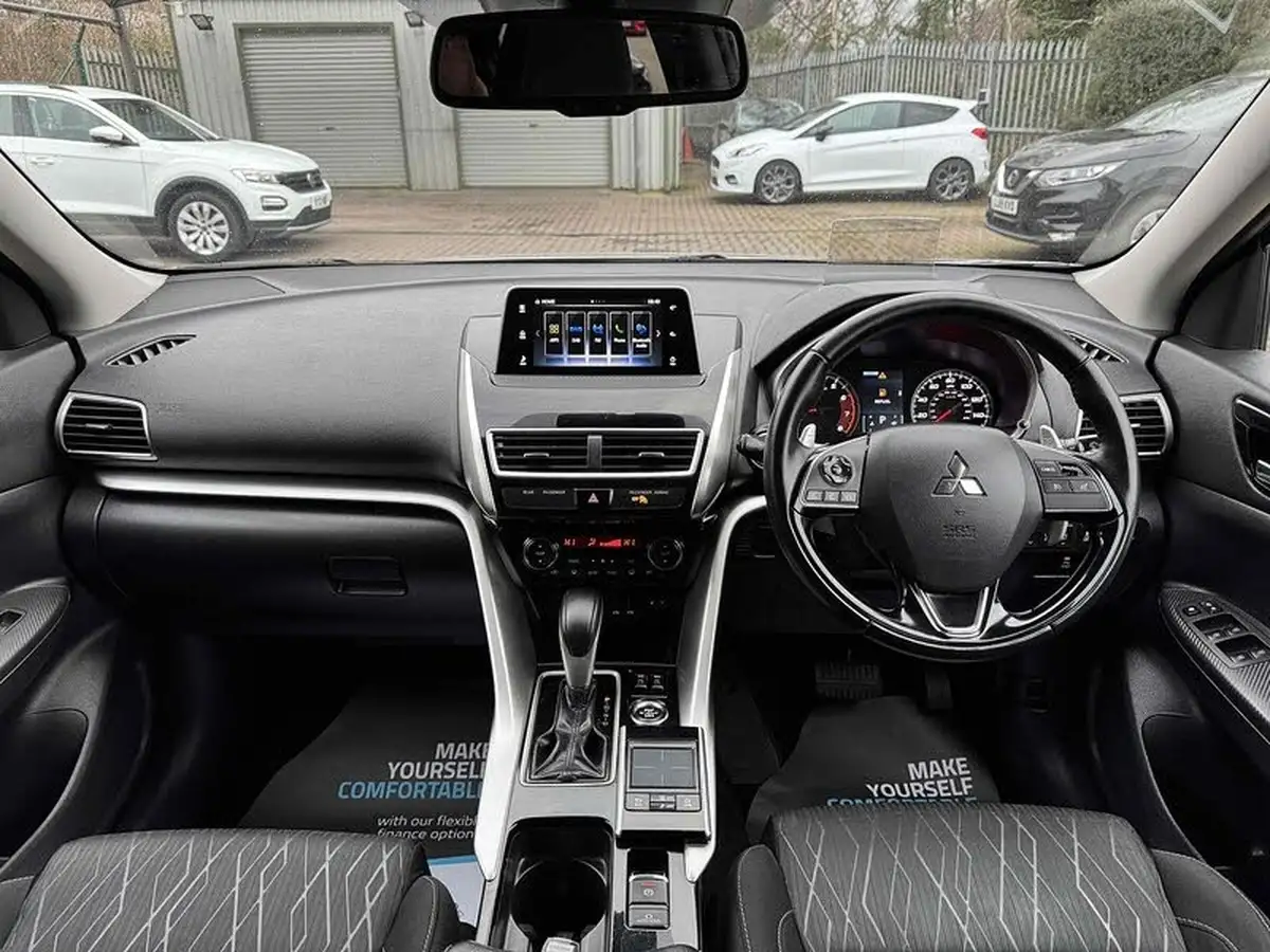 2021-mitsubishi-eclipse-cross-15-dynamic-4wd-auto-big-18