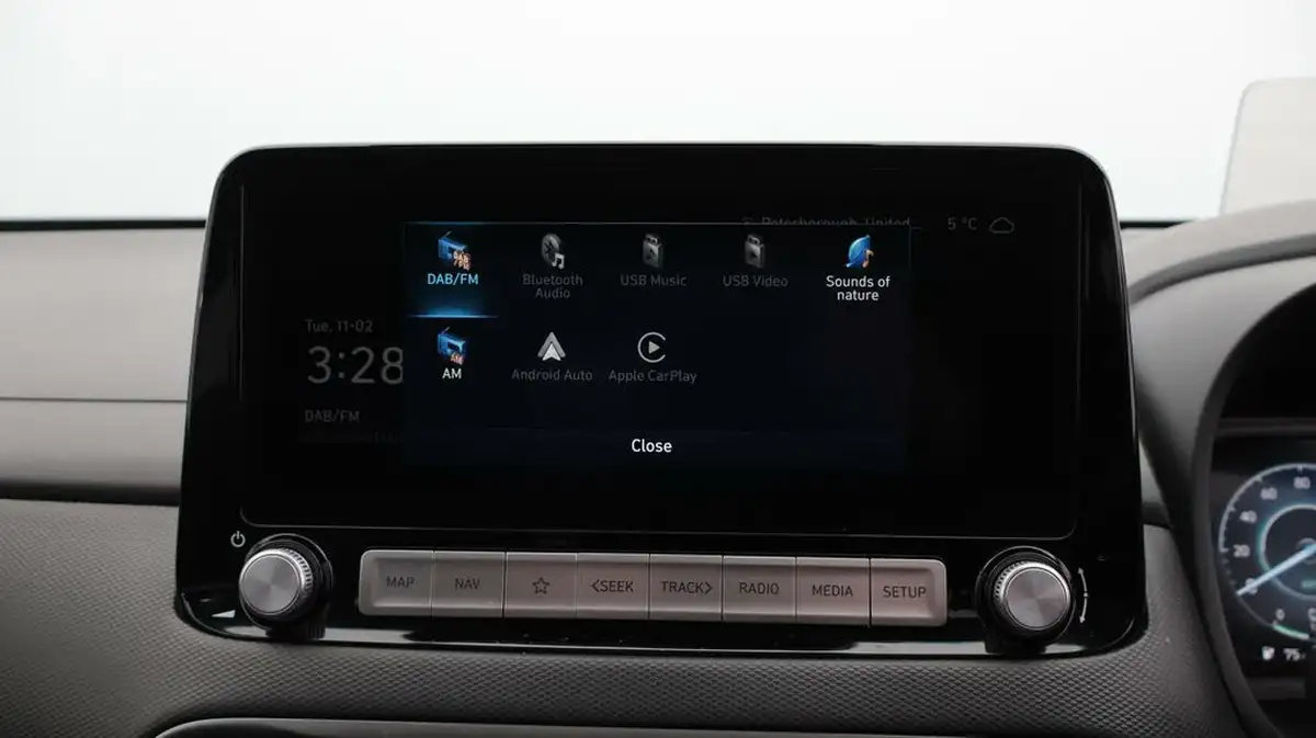 2023-hyundai-kona-e-ultimate-204ps-64kwh-105kw-obc-big-28