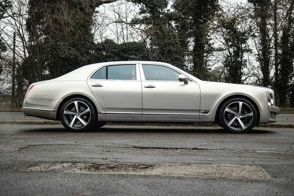 2012-bentley-mulsanne-675-big-3