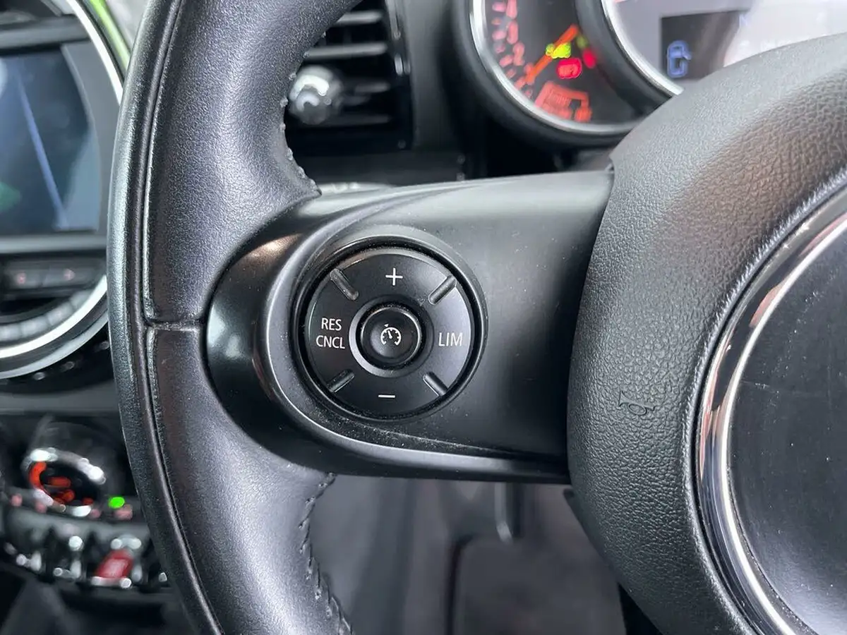 2020-mini-clubman-15-cooper-classic-big-50