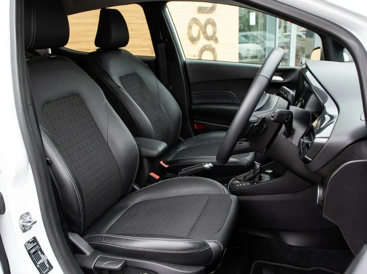 2018-ford-fiesta-10t-active-x-100ps-auto-big-29