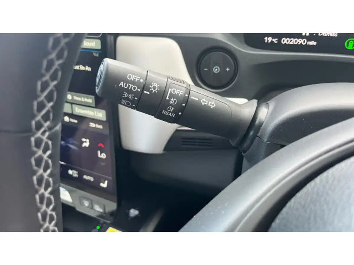2024-honda-eny1-e-advance-big-15