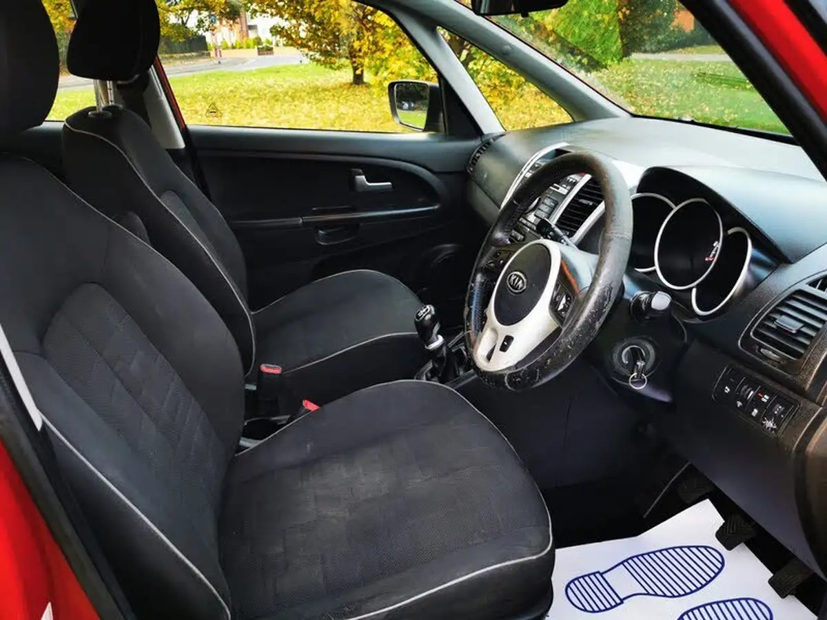 2012-kia-venga-14-2-big-16