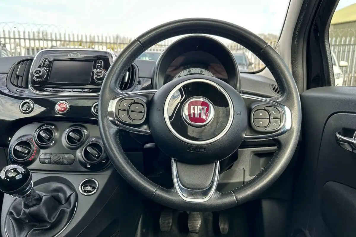 2016-fiat-500-12-lounge-big-14