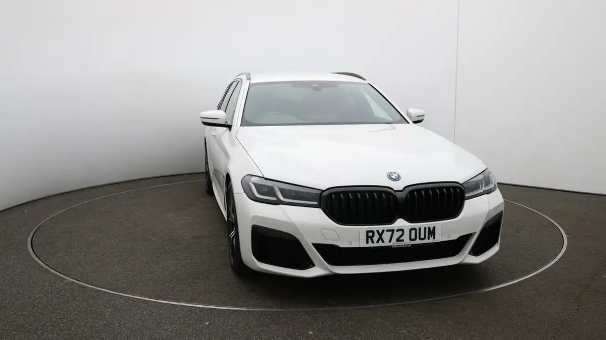 2022-bmw-5-series-20-530e-xdrive-m-sport-touring-5d-big-41