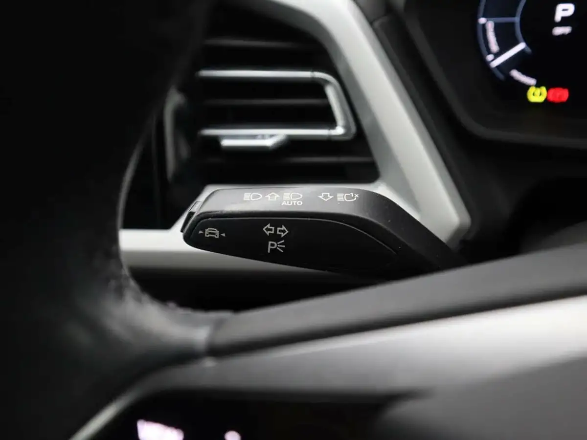 2022-audi-q4-e-tron-35e-sport-station-wagon-big-30