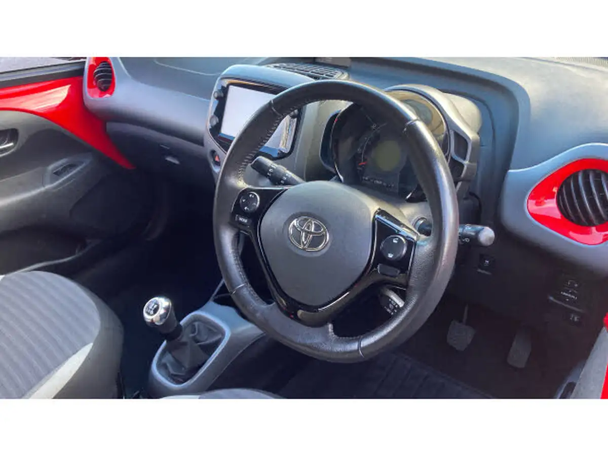 2019-toyota-aygo-10-vvt-i-x-trend-big-10
