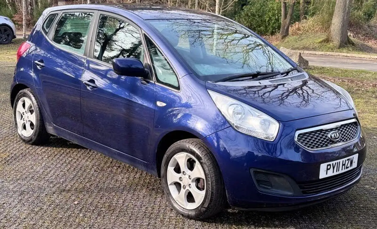 2011-kia-venga-16-2-auto-big-7