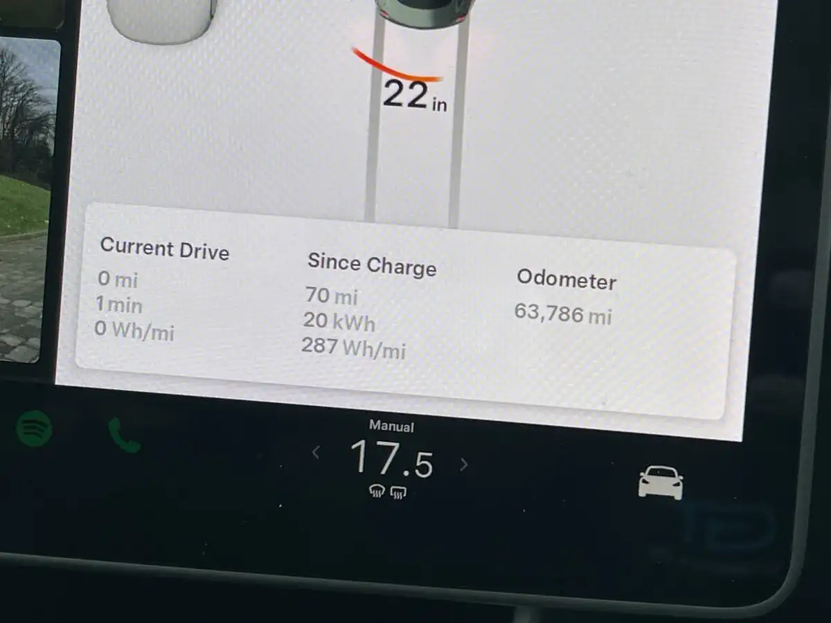 2020-tesla-model-3-e-long-range-big-75