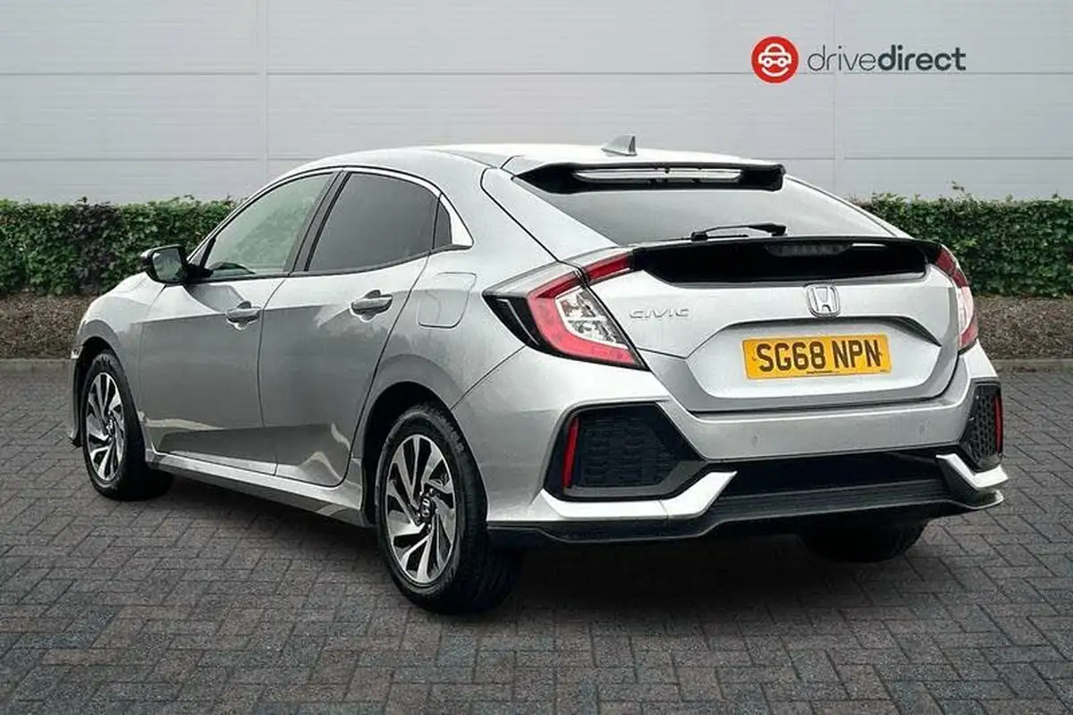 2018-honda-civic-10-vtec-turbo-se-126ps-hatchback-5d-big-4