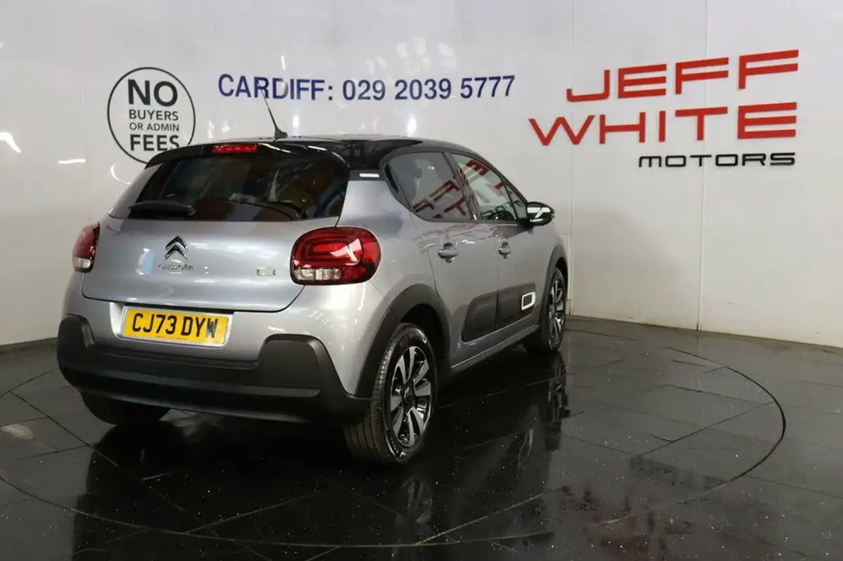 2023-citroen-c3-12-puretech-plus-110ps-eat6-big-4