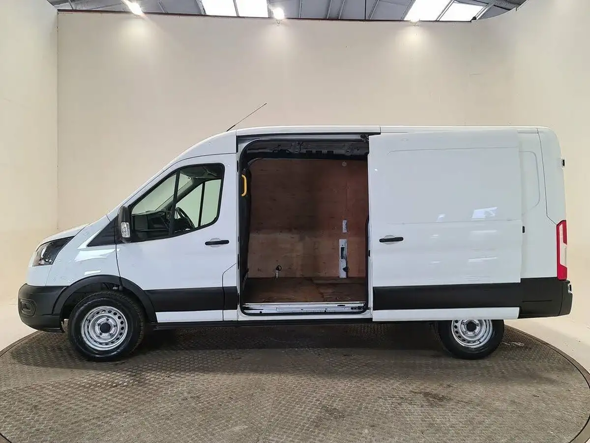 2022-ford-transit-big-5
