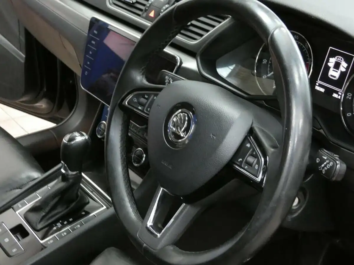 2018-skoda-superb-20-tsi-se-l-executive-220ps-ss-estate-big-32