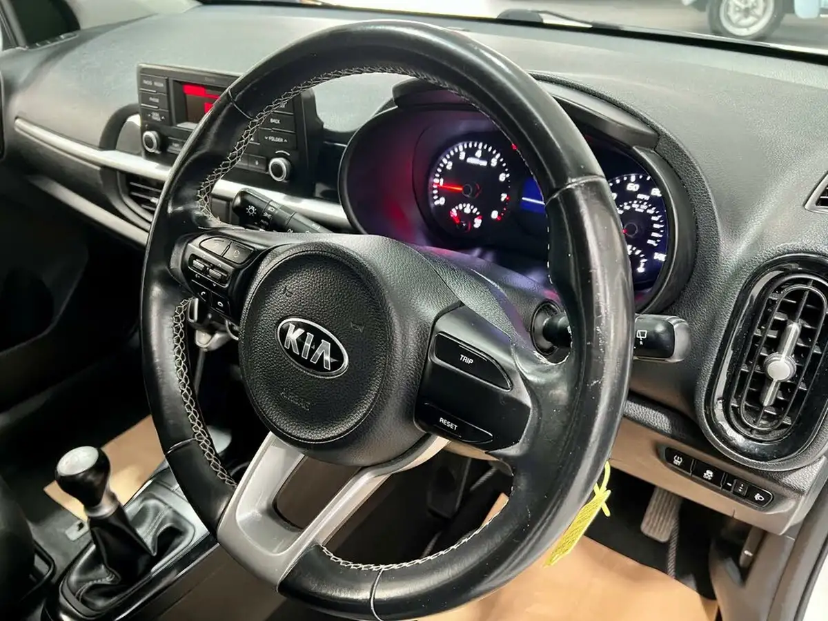 2019-kia-picanto-10-2-big-4