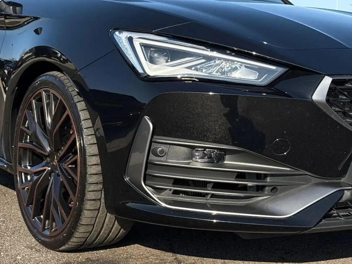 2024-cupra-leon-nf-20-tsi-vz2-design-edition-300ps-hatchback-big-16