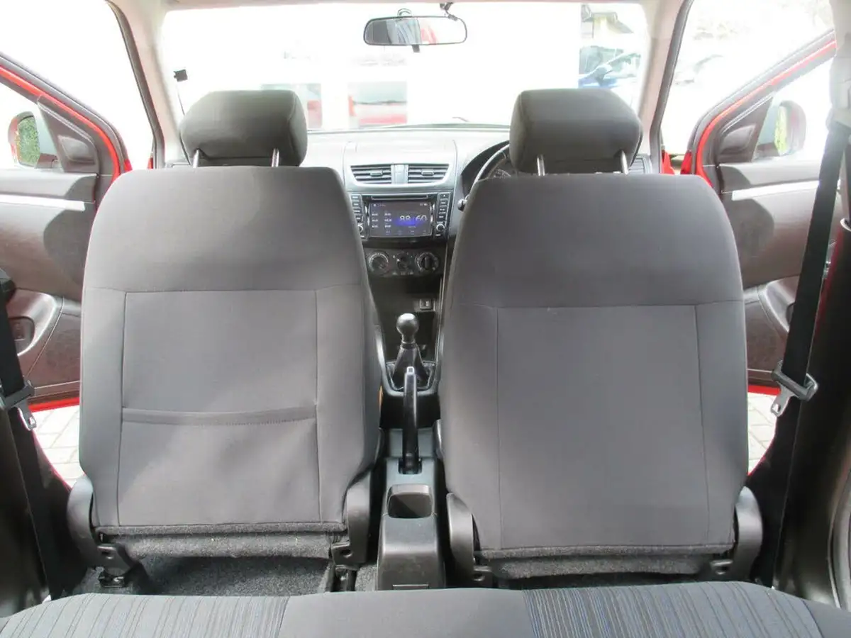 2016-suzuki-swift-12-sz3-5d-big-26