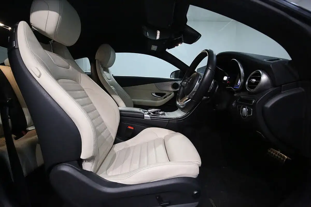 2019-mercedes-benz-c-class-20-c300-amg-line-premium-coupe-2d-big-16