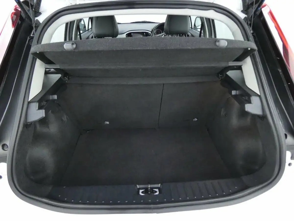 2023-mg-mg3-15-vti-tech-exclusive-nav-big-17
