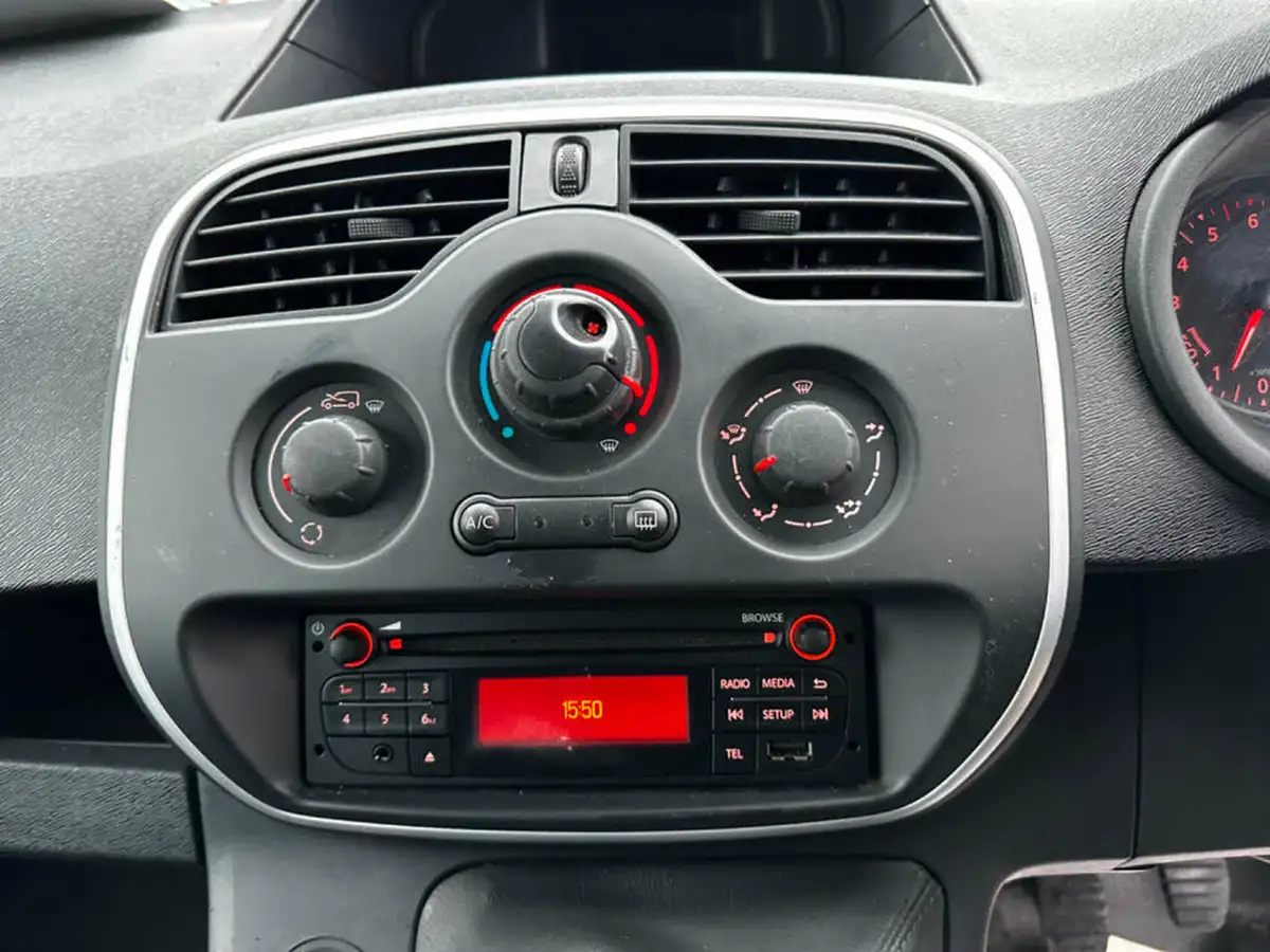 2019-renault-kangoo-15td-ml19-energy-dci-90-business-panel-big-14