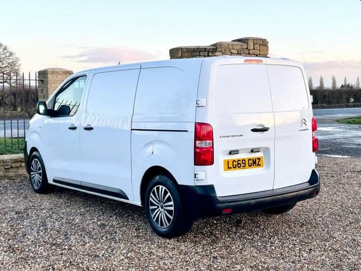 2019-citroen-dispatch-15bluehdi-enterprise-m-1000-big-3