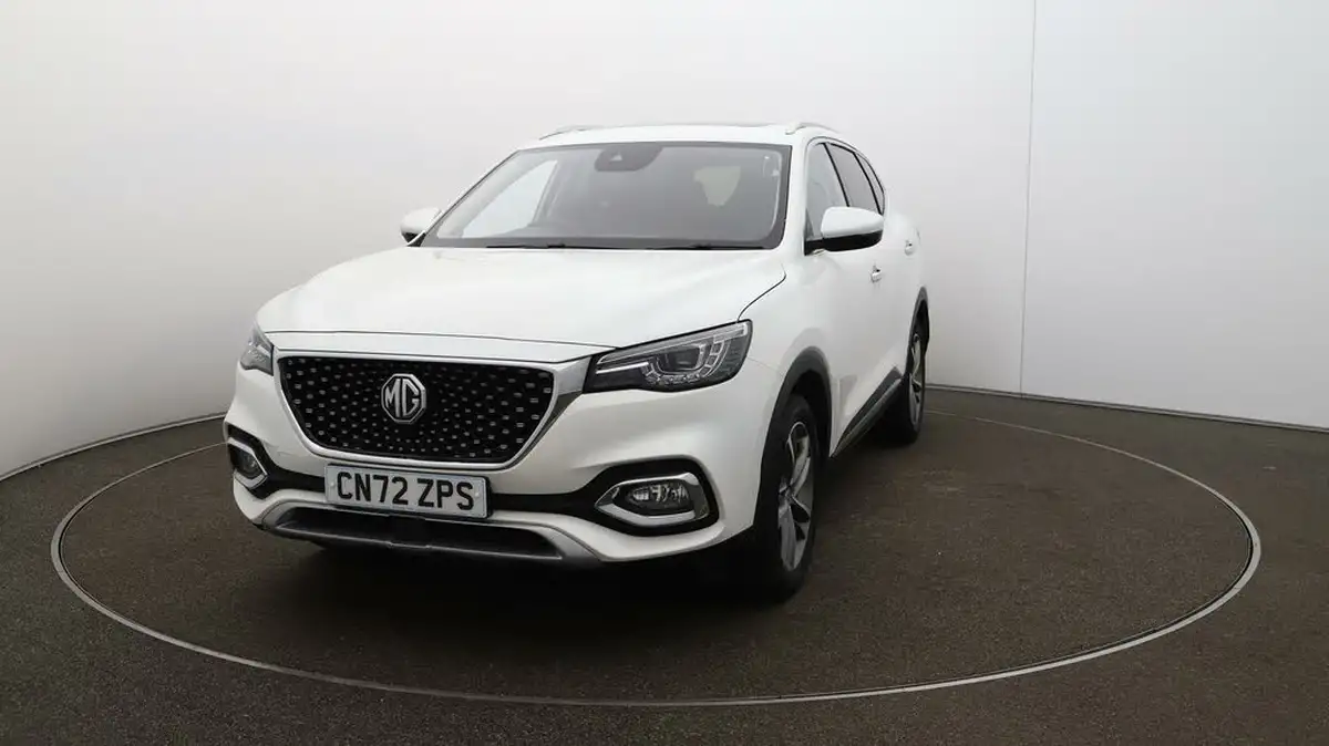 2022-mg-hs-15t-gdi-exclusive-162ps-big-37