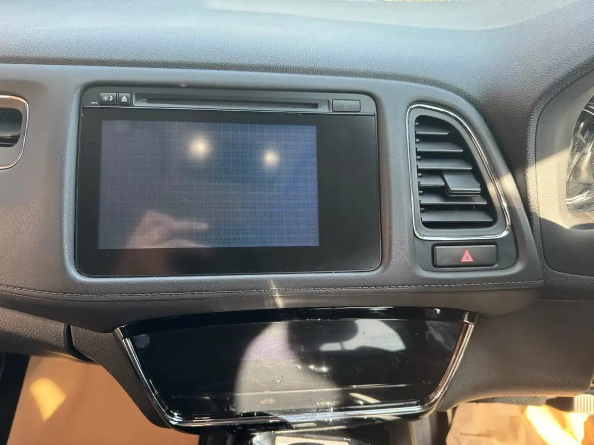 2019-honda-hr-v-15-i-vtec-se-cvt-big-22