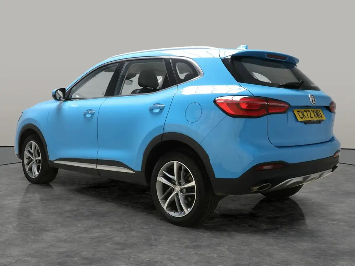 2022-mg-hs-15t-gdi-excite-162ps-big-9
