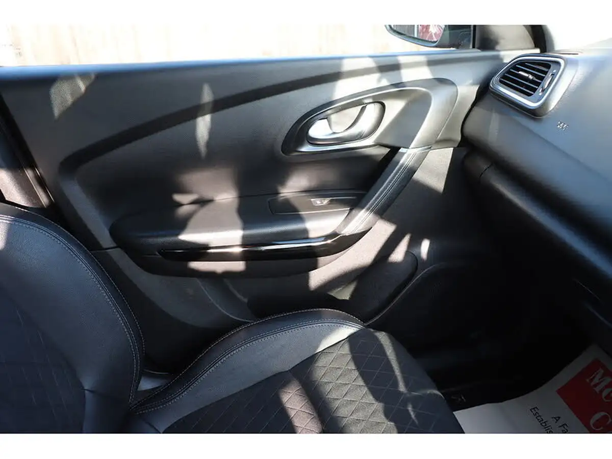 2019-renault-kadjar-13-tce-iconic-140bhp-big-42