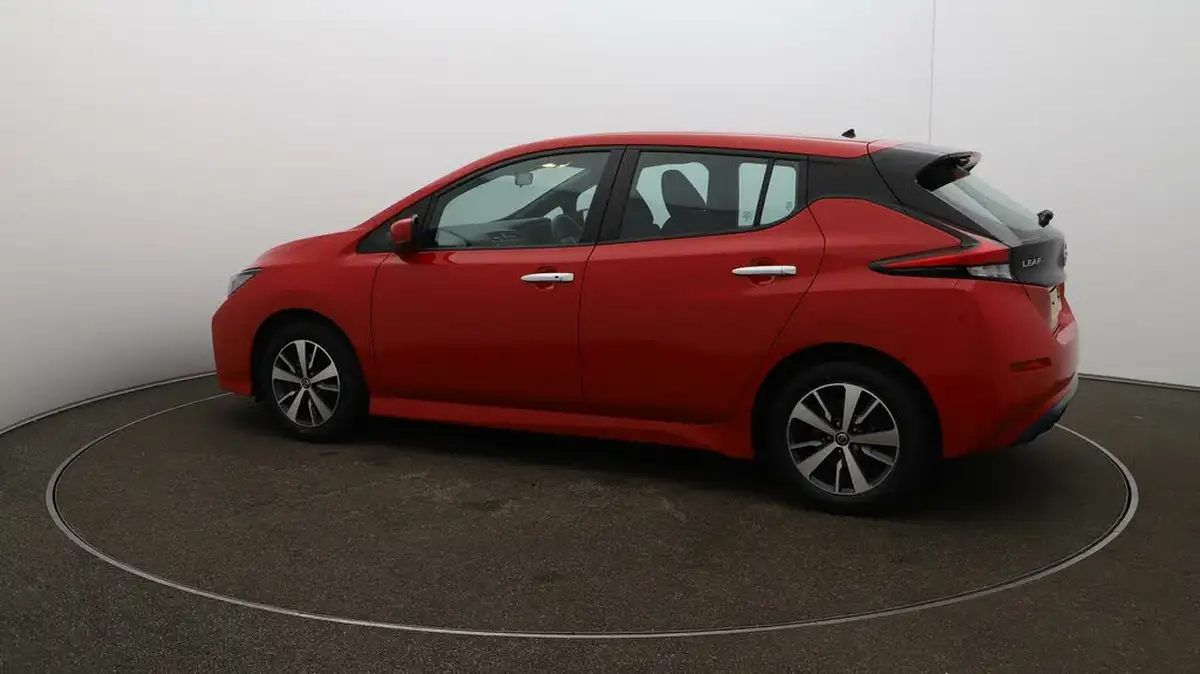 2021-nissan-leaf-e-acenta-big-38