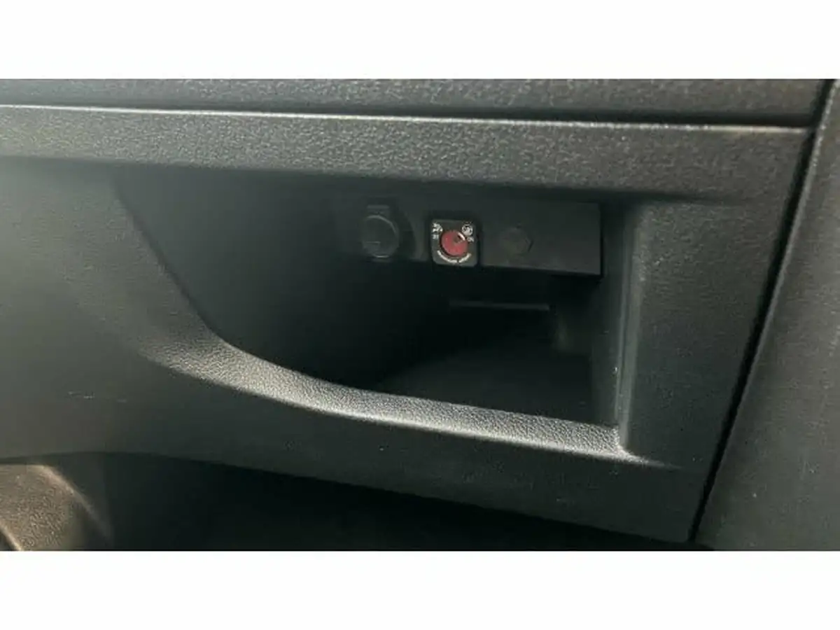2019-citroen-spacetourer-20bluehdi-flair-xl-big-53