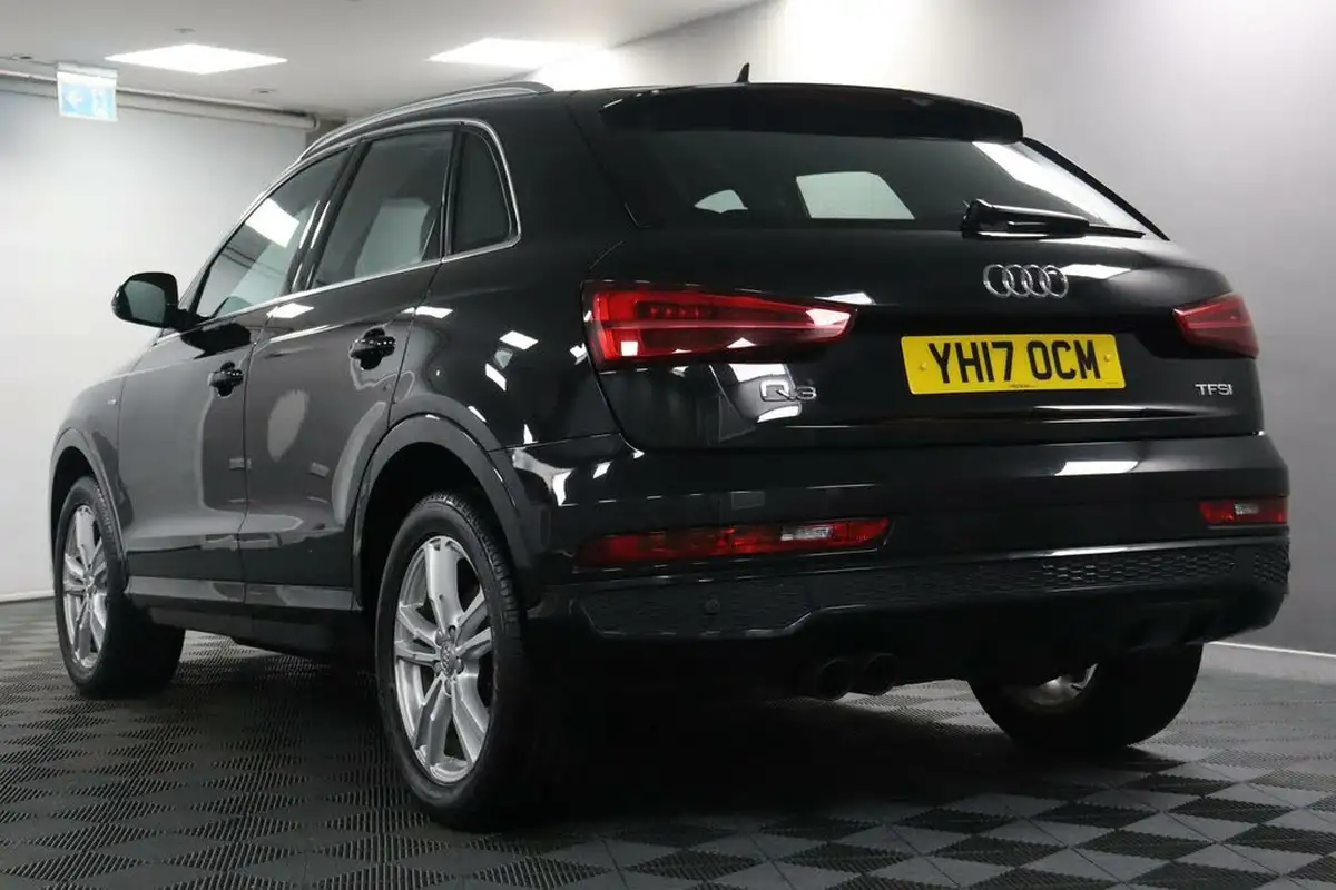 2017-audi-q3-14-tfsi-s-line-edition-big-21