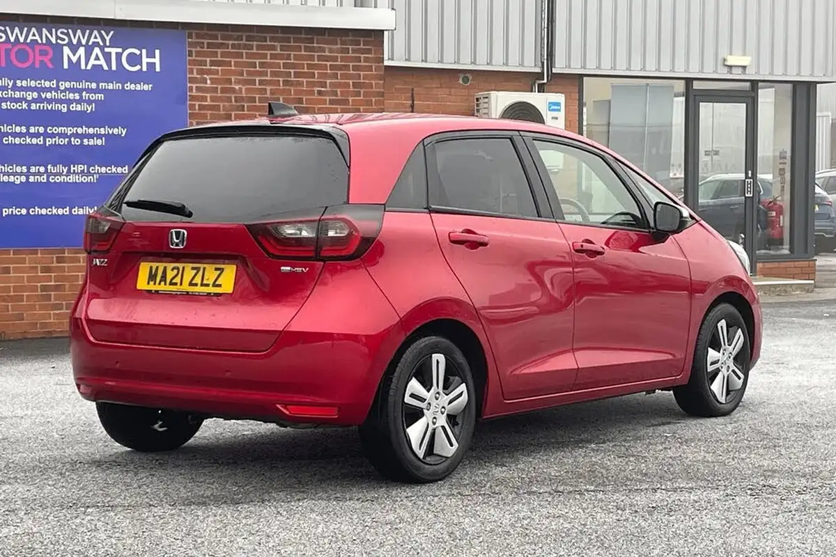 2021-honda-jazz-15-i-mmd-ex-107ps-big-11