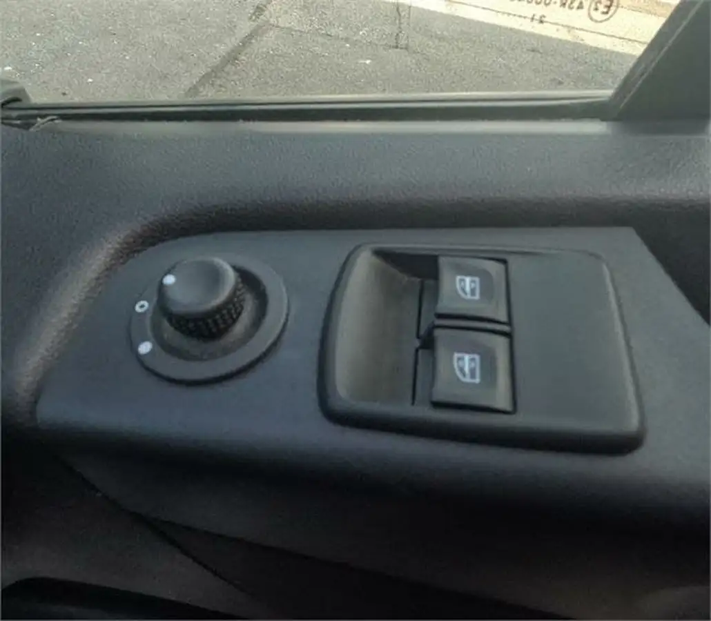 2021-renault-trafic-20dci-ll30-energy-120-business-panel-big-11