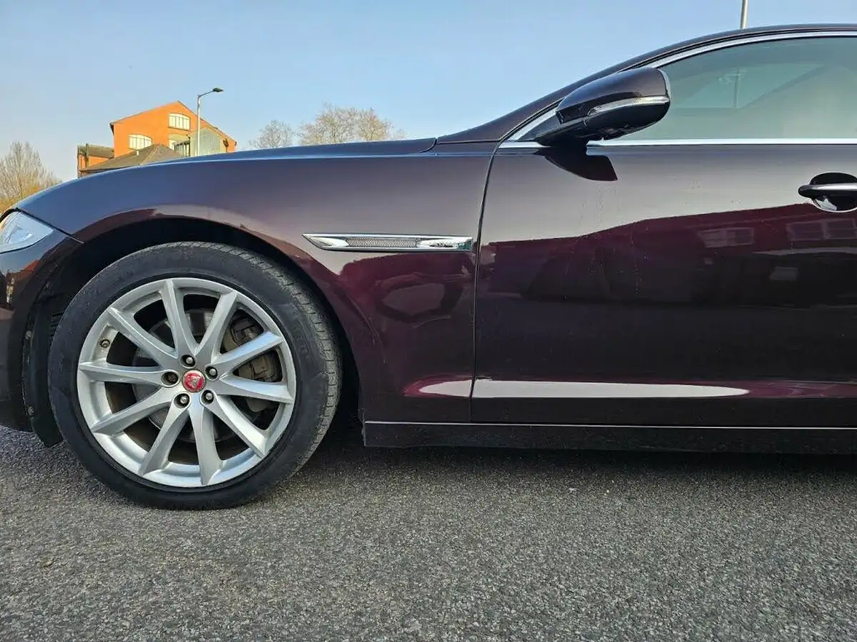 2014-jaguar-xj-series-30td-xj-portfolio-swb-auto-big-50