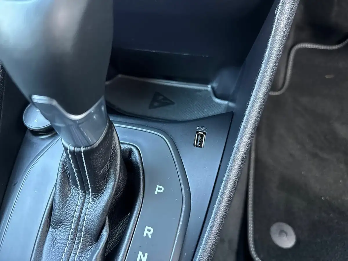 2022-ford-fiesta-10t-titanium-125ps-hybrid-mhev-powershift-big-24