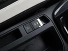 2018-volkswagen-t-roc-16tdi-sel-small-38