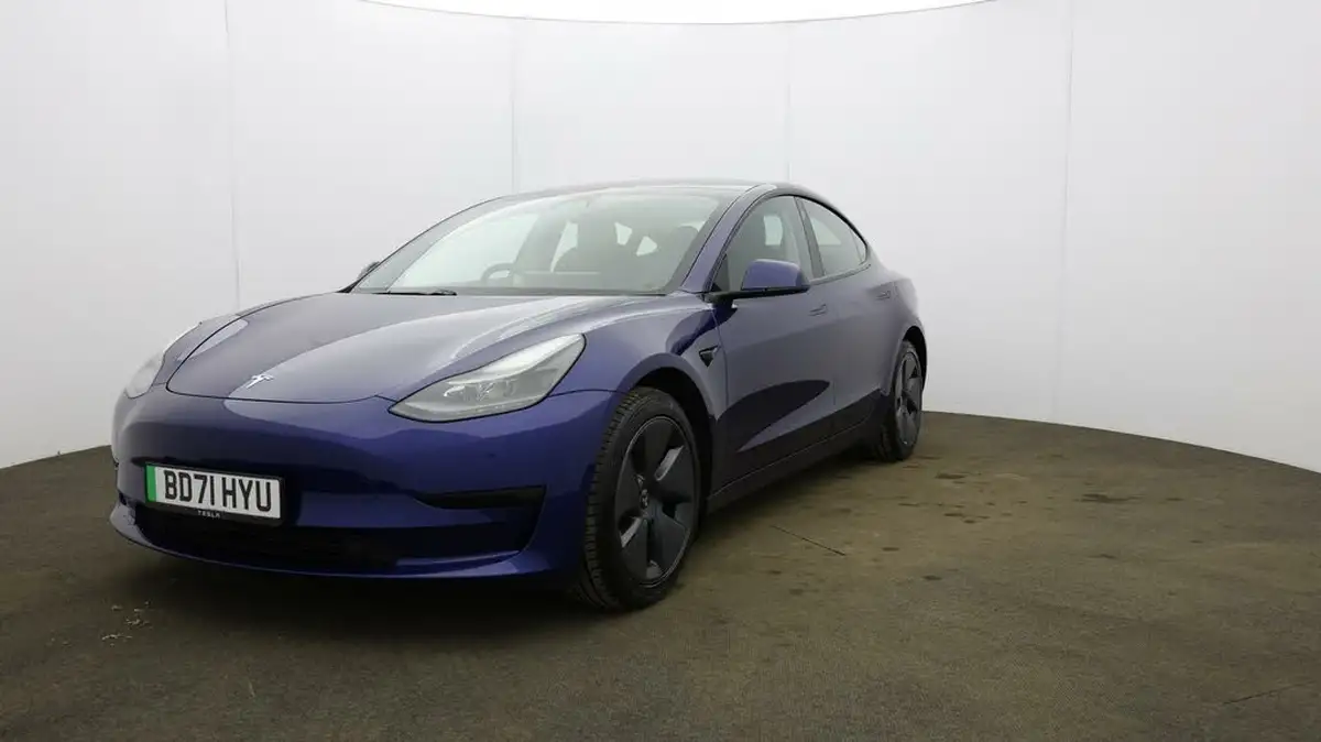 2021-tesla-model-3-e-standard-plus-big-35