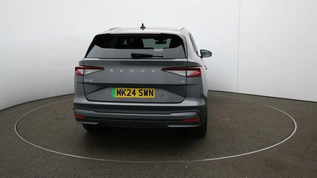 2023-skoda-enyaq-e-85-edition-station-wagon-big-6