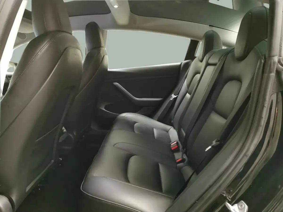 2021-tesla-model-3-e-long-range-4x4-big-25