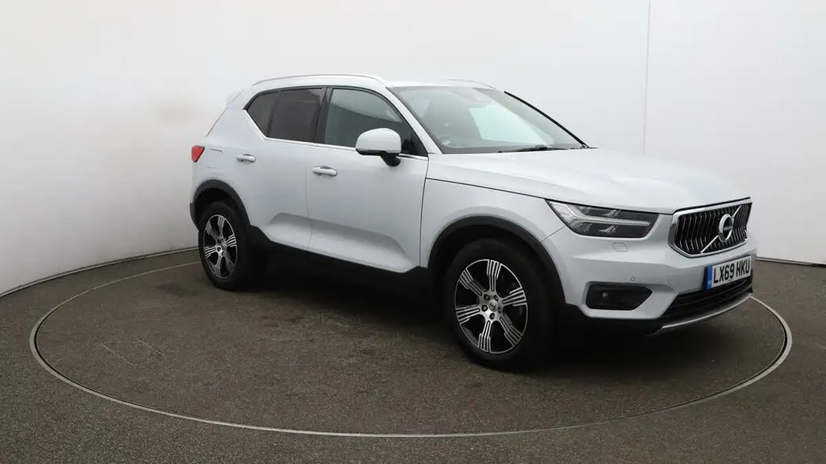 2020-volvo-xc40-20-t4-inscription-awd-big-1