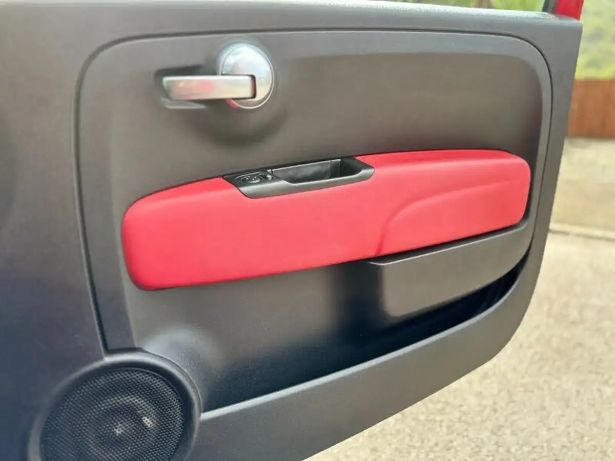 2014-fiat-500-12-s-big-12