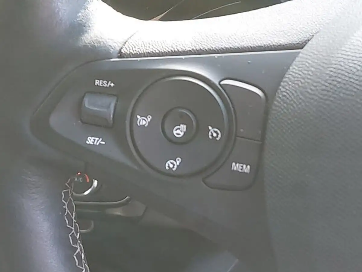 2022-vauxhall-corsa-12i-elite-edition-big-15
