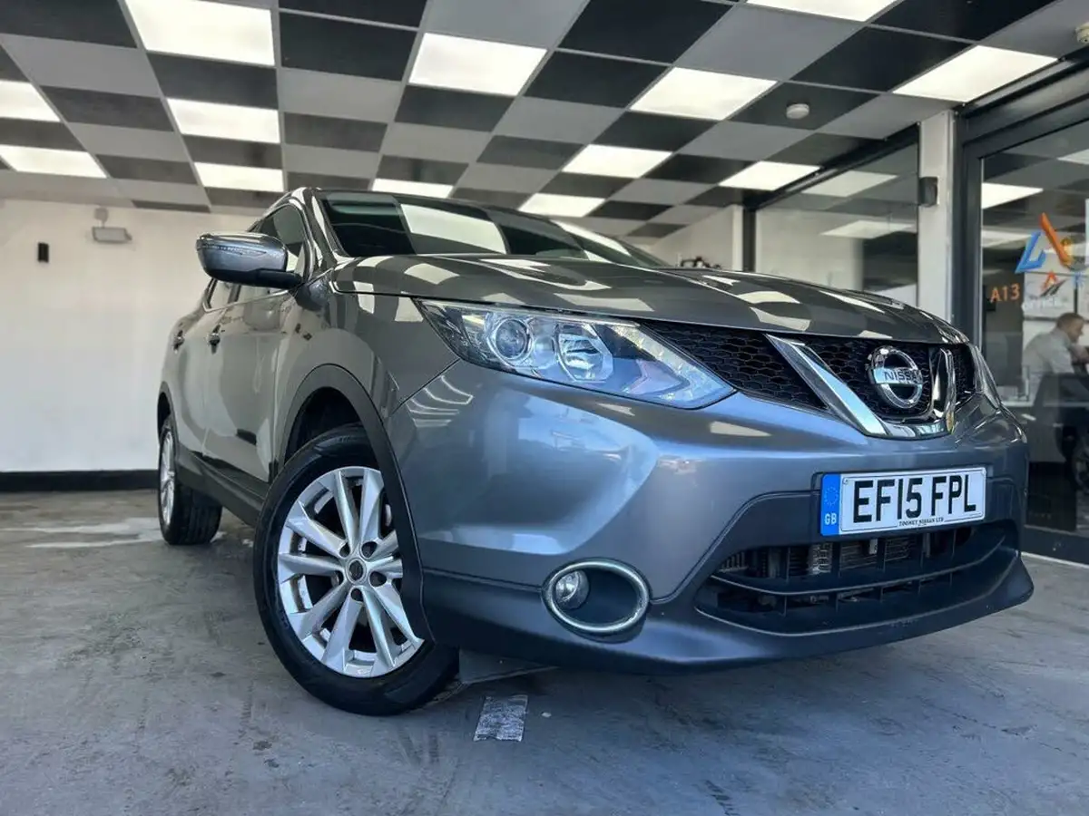 2015-nissan-qashqai-12-acenta-dig-t-115ps-xtronic-cvt-big-1