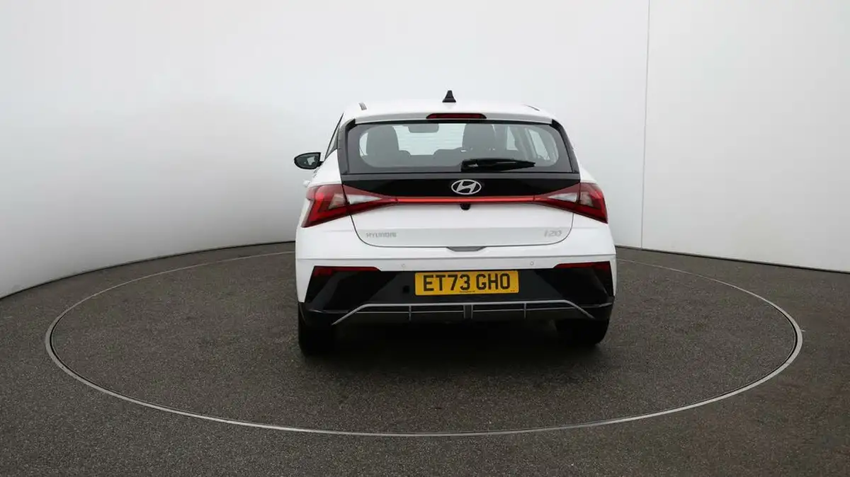 2024-hyundai-i20-10-t-gdi-advance-big-51