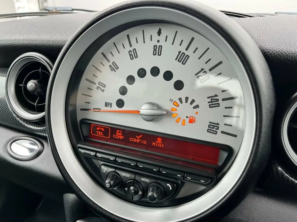 2012-mini-cooper-16-cooper-s-hatchback-3d-big-12