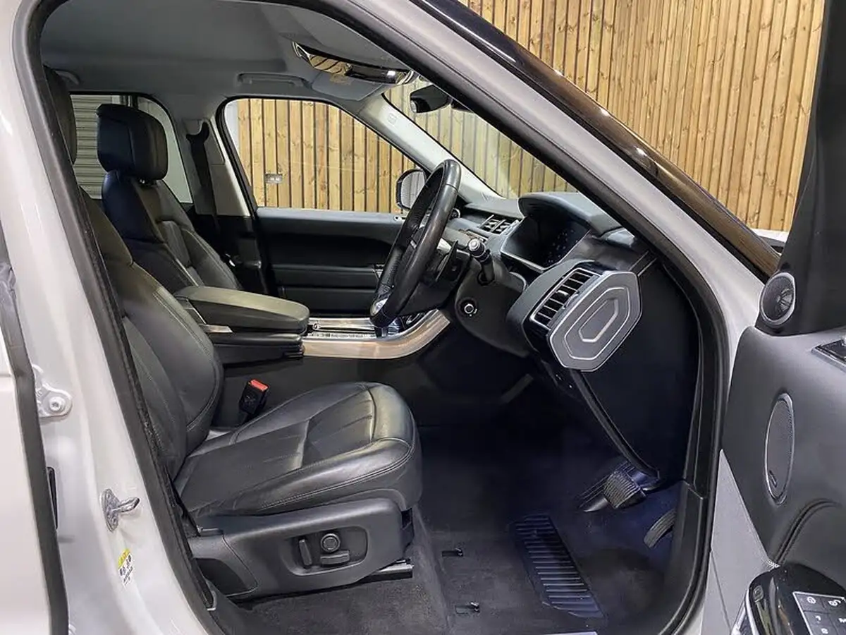 2020-land-rover-range-rover-sport-30-sdv6-hse-big-58