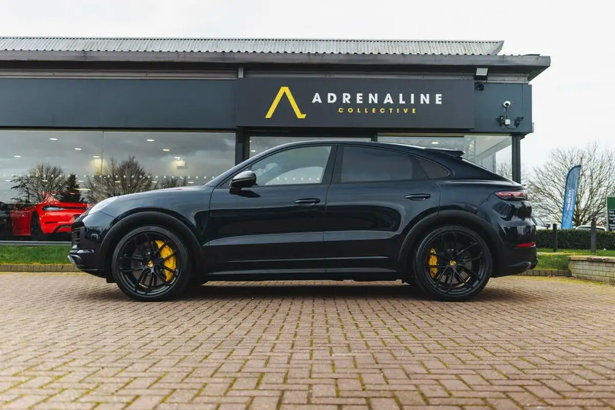 2019-porsche-cayenne-40-v8-turbo-coupe-big-11