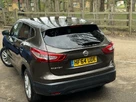 2014-nissan-qashqai-12-acenta-premium-small-27